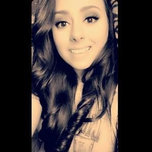 Meet your Posher, Kaylin